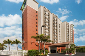  Holiday Inn Express & Suites - Nearest Universal Orlando, an IHG Hotel  Орландо